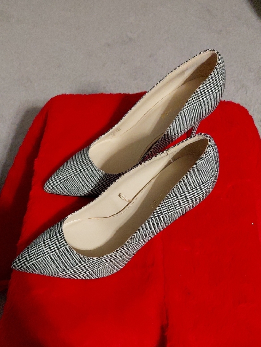 Marc Fisher Black and White Pointed Houndstooth Pump
